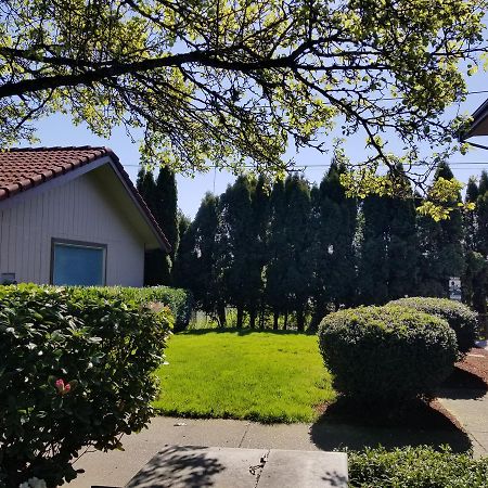 Best Western Pacific Highway Inn Salem Esterno foto