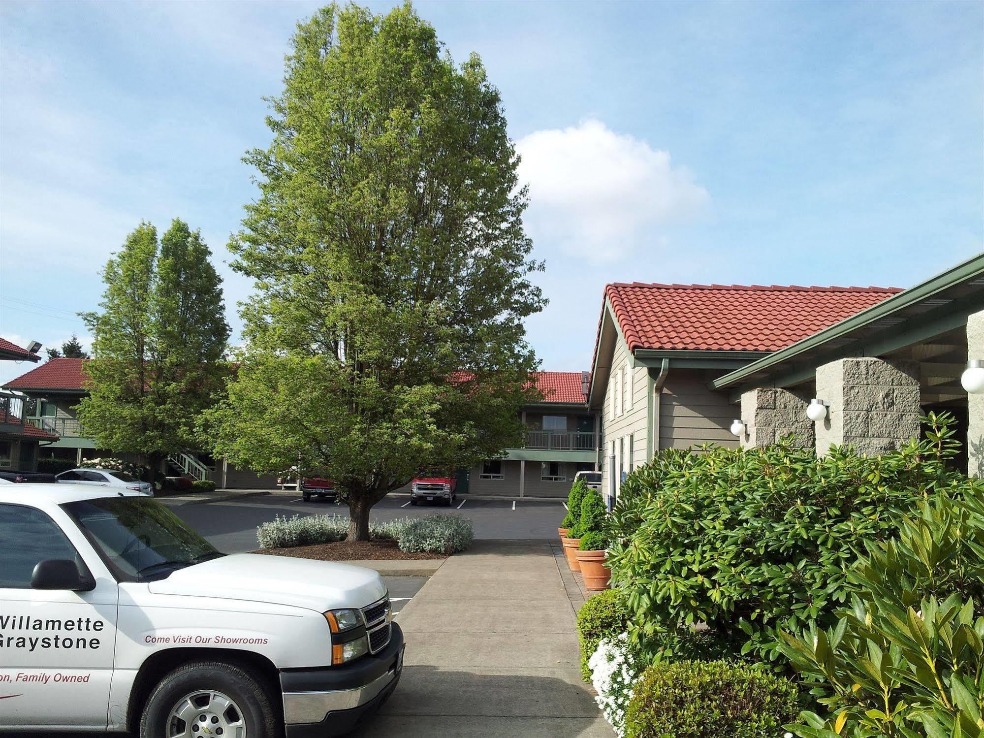 Best Western Pacific Highway Inn Salem Esterno foto
